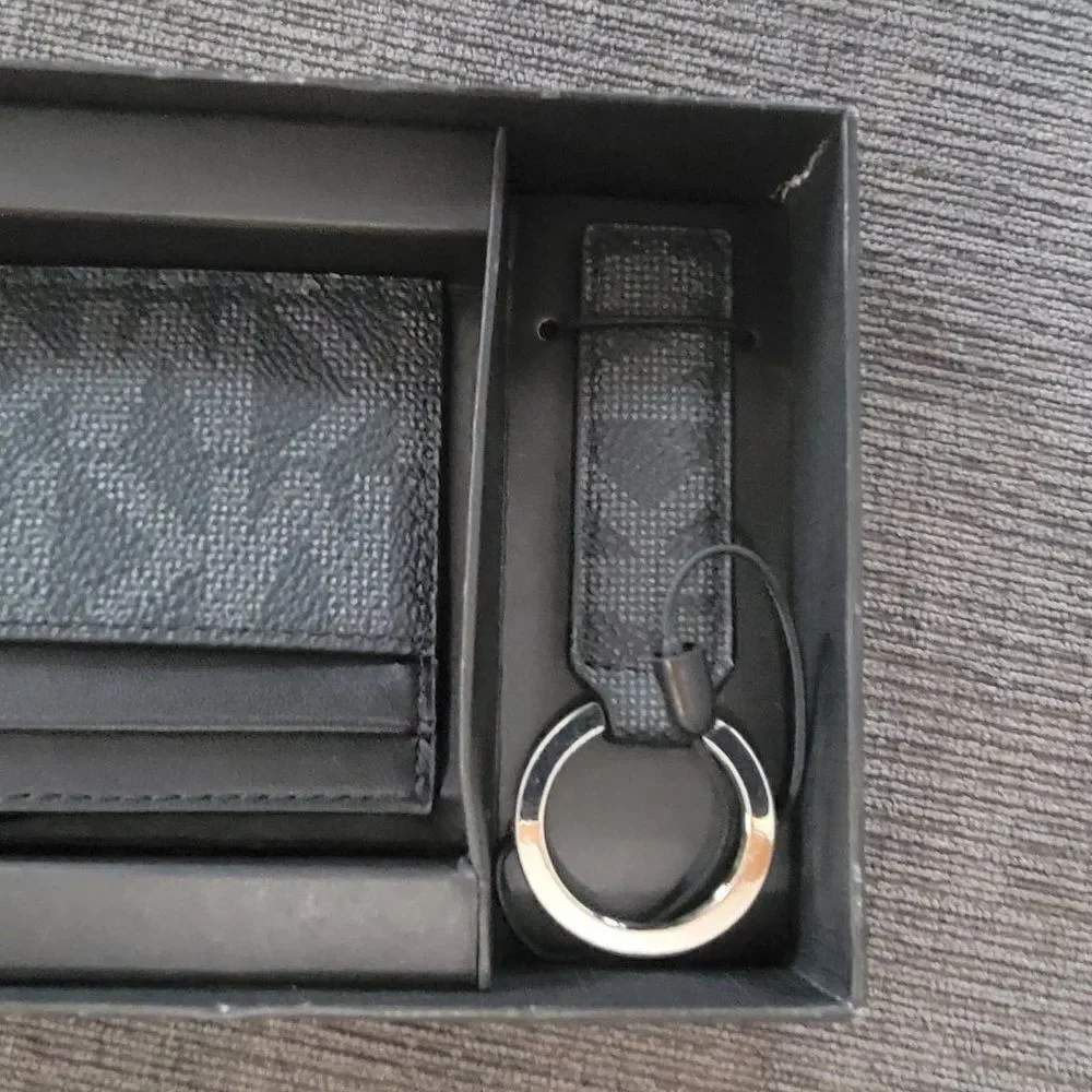 Michael Kors Men's Slim Card Holder with Key Ring Pocket Size
